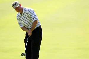 Bob May putting